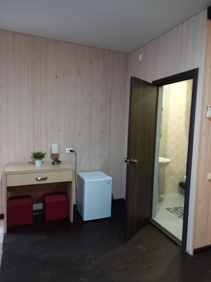 Гостевой Дом Фазенда Hotel Pizunda Exterior photo