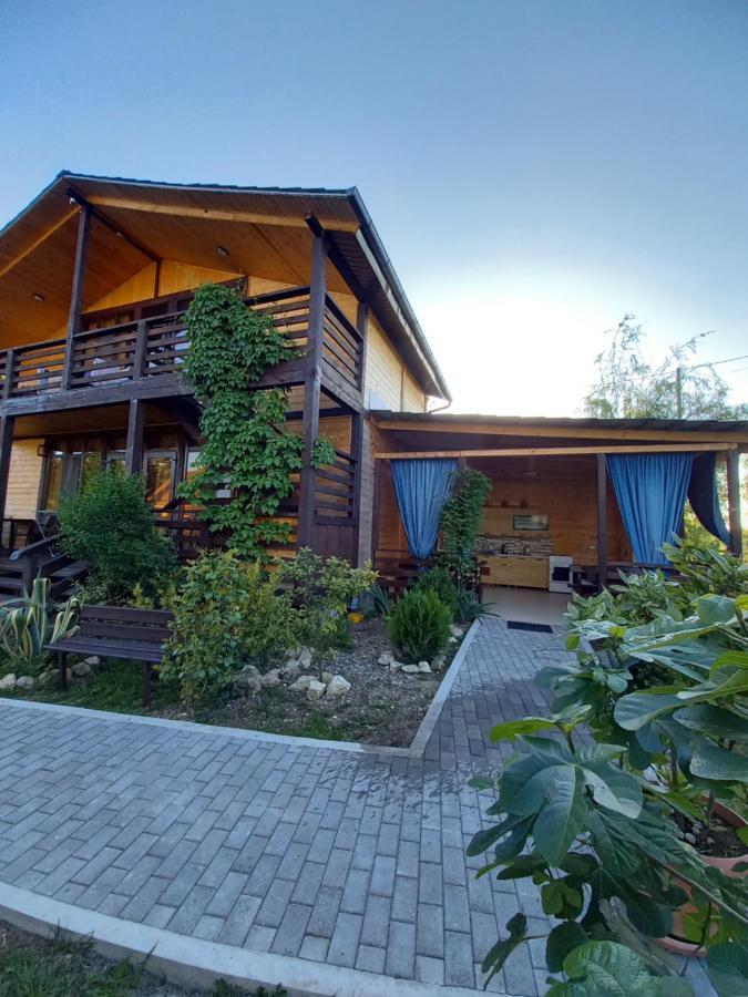 Гостевой Дом Фазенда Hotel Pizunda Exterior photo